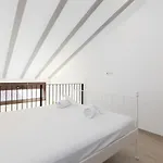 Apartup Ca Celieta Iii アパート